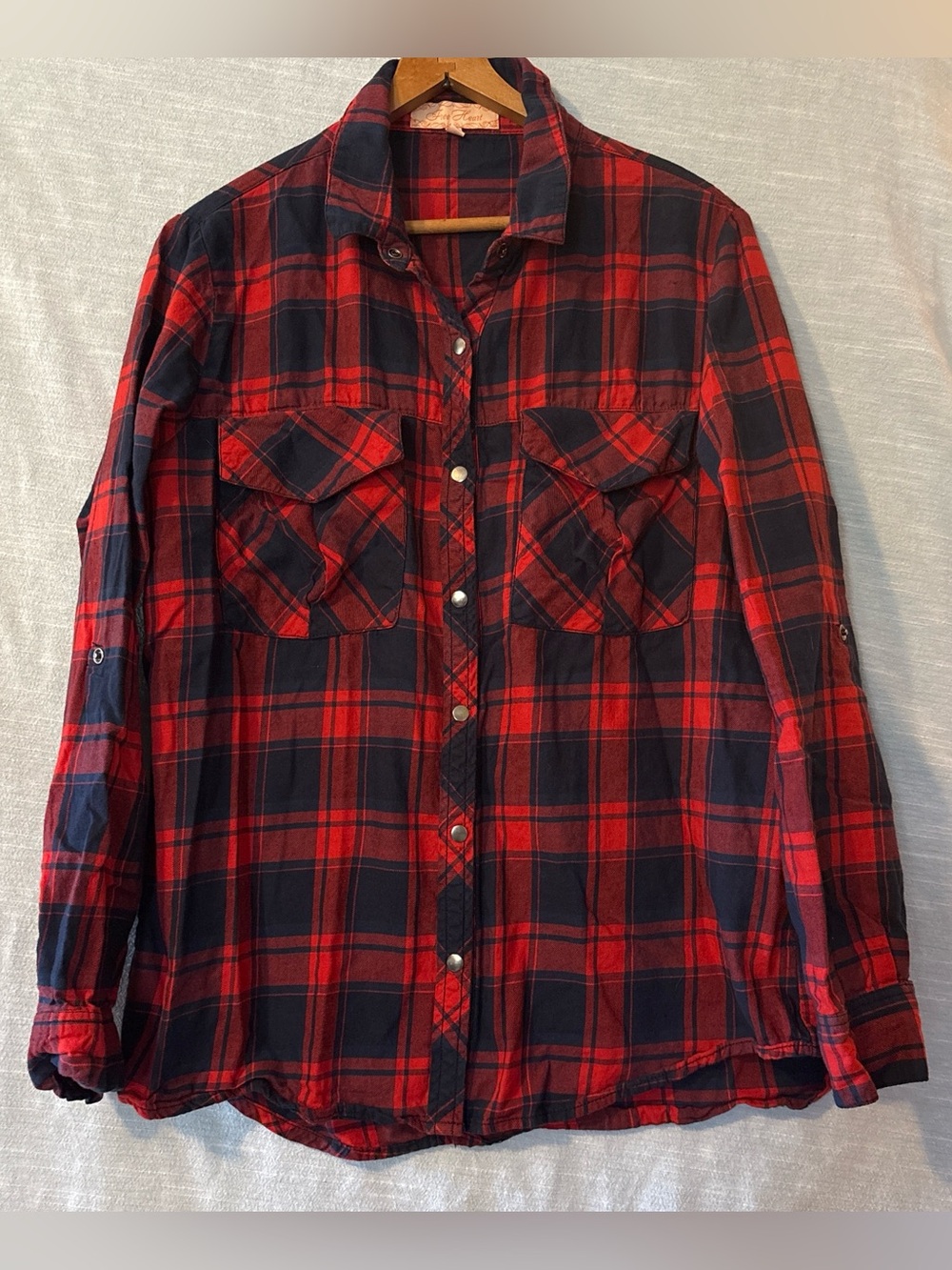 Free Heart Flannel Shirt Long Sleeve Snap Buttons Navy Blue/Red Women’s Sz M